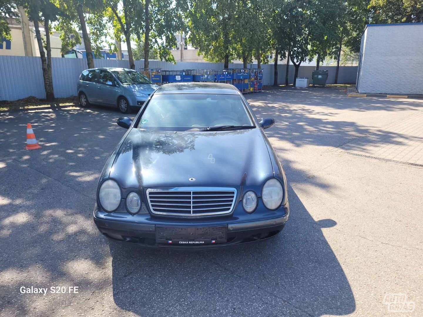 Mercedes-Benz E 320 1999 y Sedan