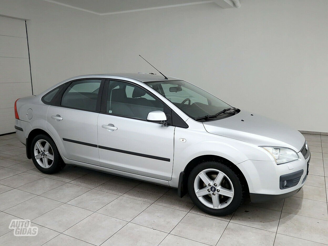 Ford Focus 2006 y Sedan