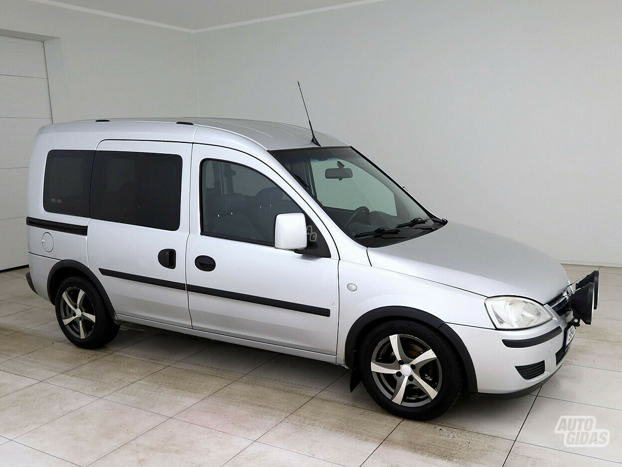 Opel Combo 2009 m Vienatūris