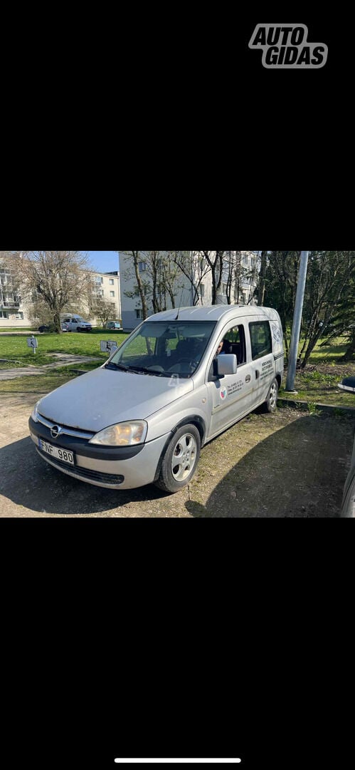 Opel Combo C 2005 y