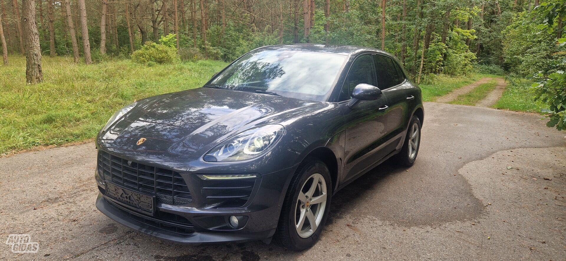 Porsche Macan 2017 y Off-road / Crossover