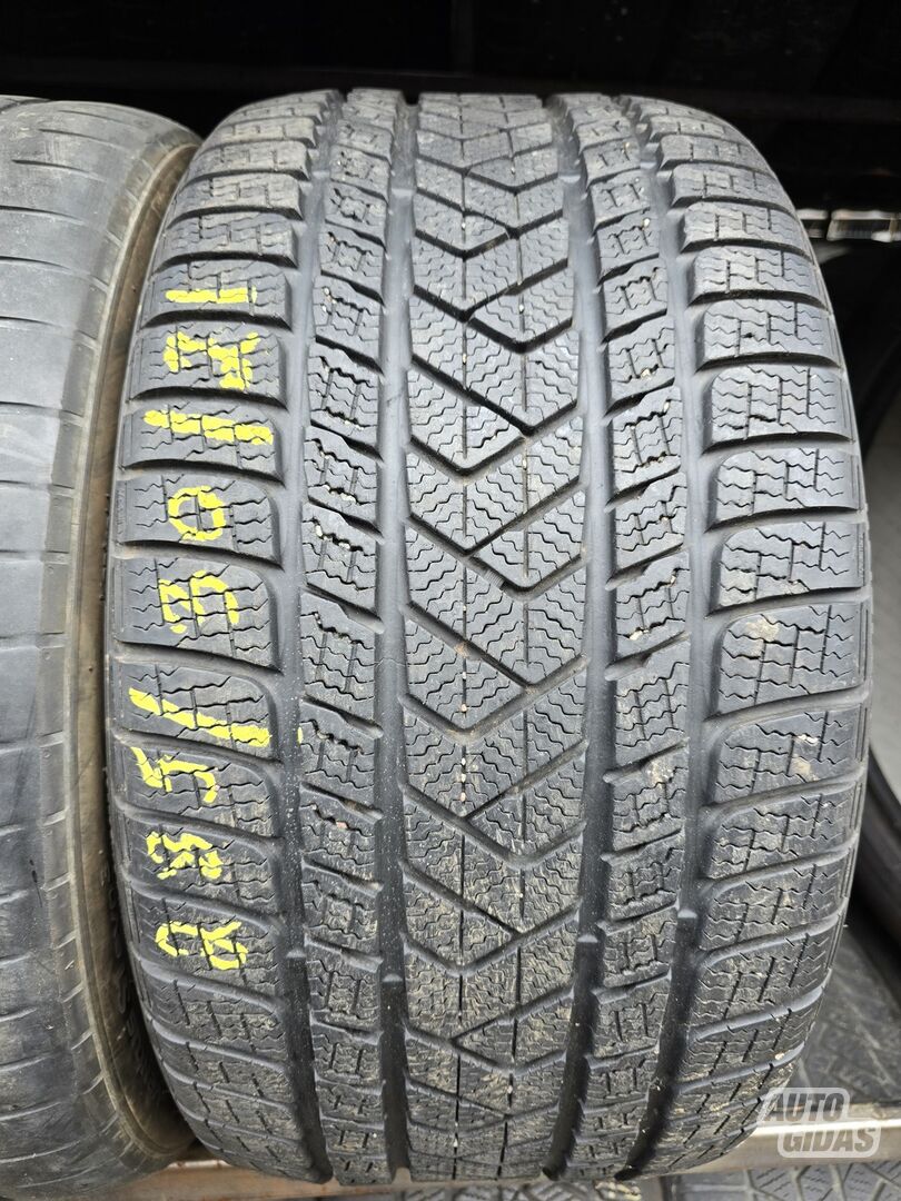 Pirelli Sotozero 3 R21 žieminės padangos lengviesiems