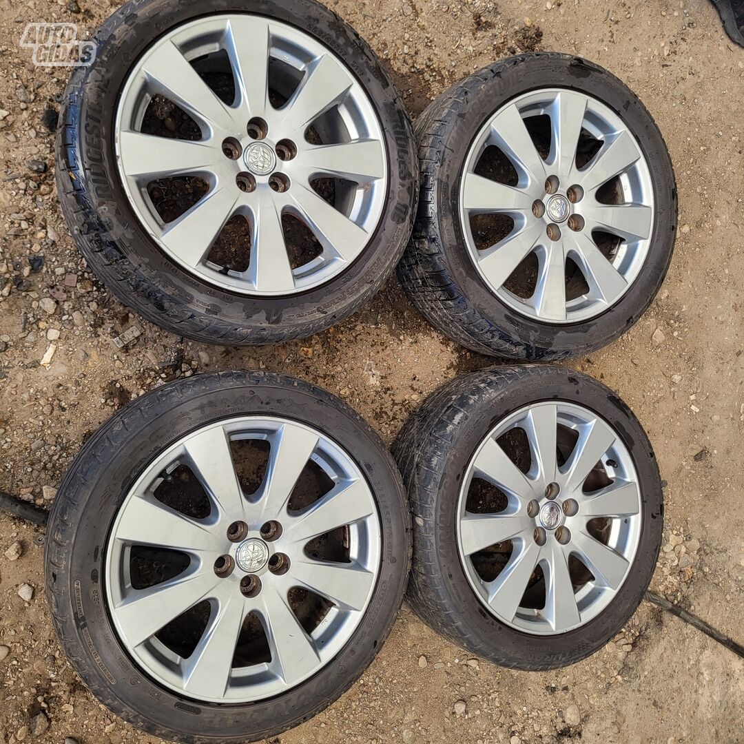 Prius light alloy R17 rims