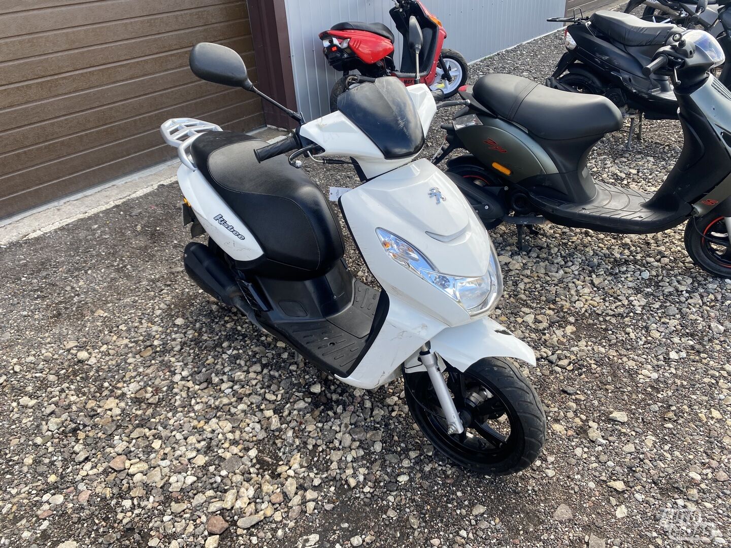 Peugeot Kisbee 2021 y Scooter / moped