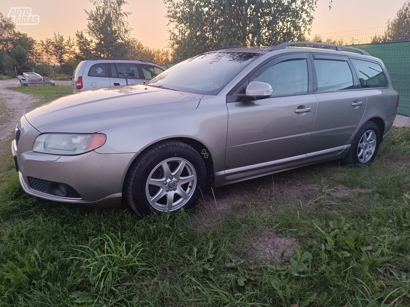 Volvo V70 2008 y Wagon