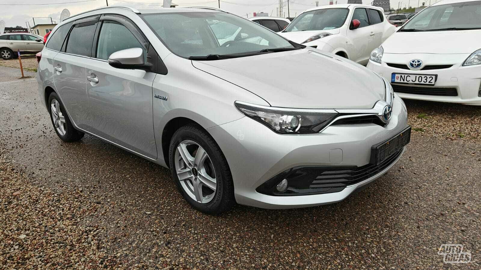 Toyota Auris 2015 m Universalas