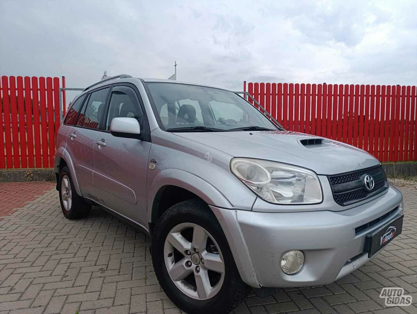 Toyota RAV4 II D-4D 4x4 2004 m