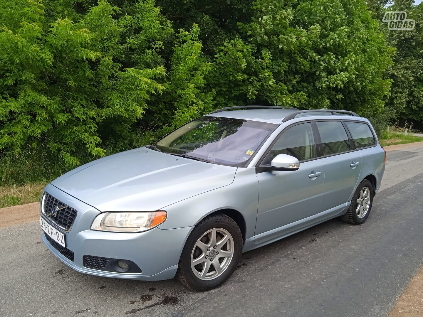 Volvo V70 D5 2008 y