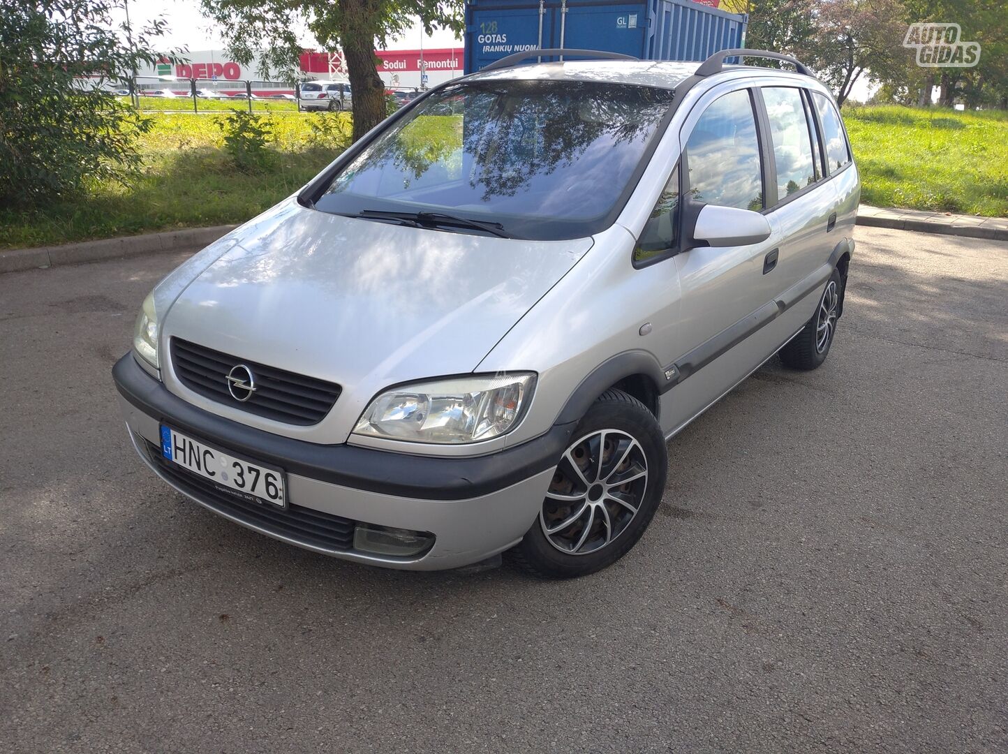 Opel Zafira 16V Comfort 2002 г