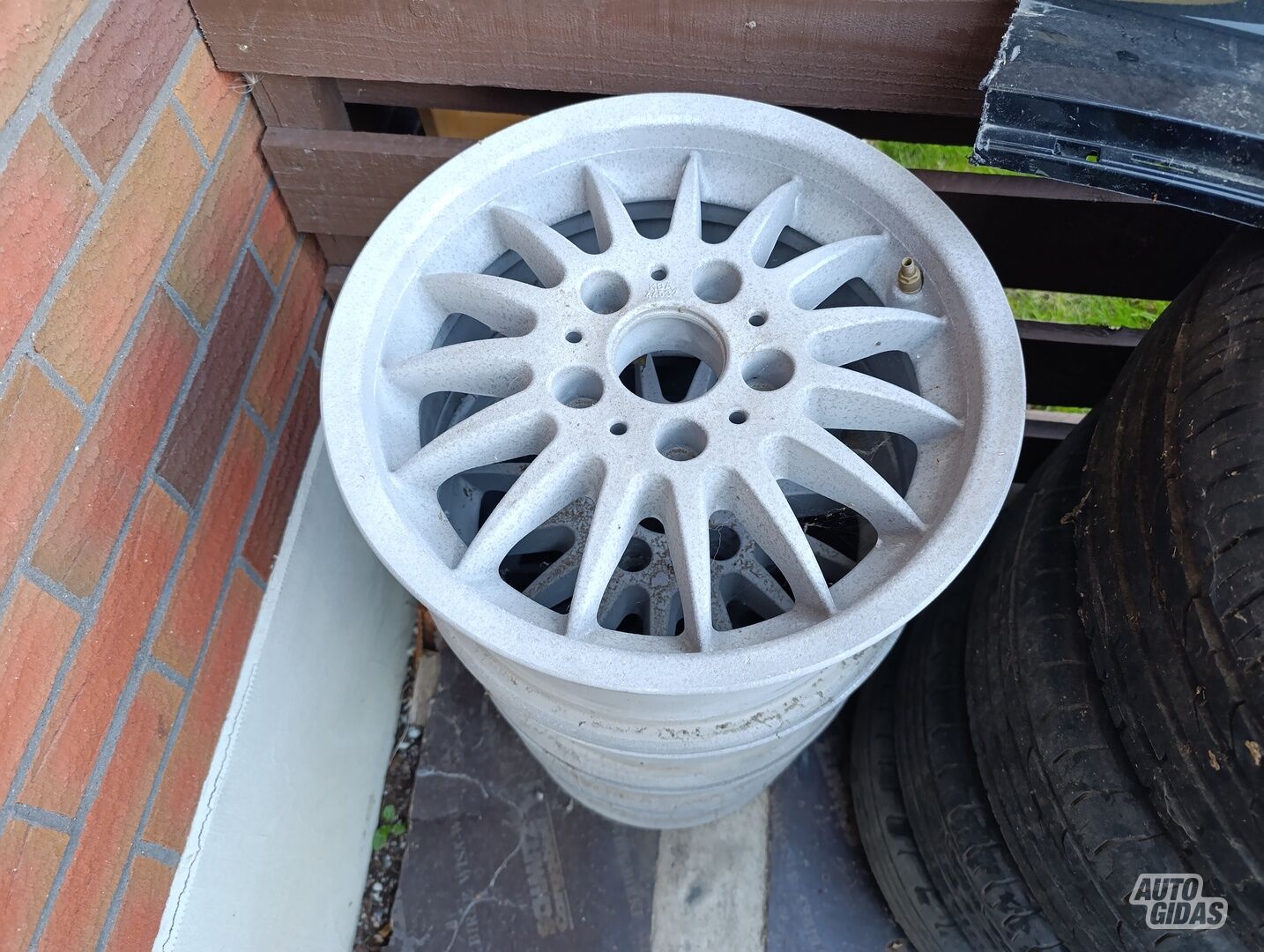 Light alloy R15 rims