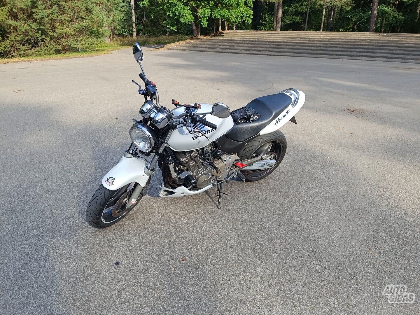 Honda Hornet 2002 y Classical / Streetbike motorcycle