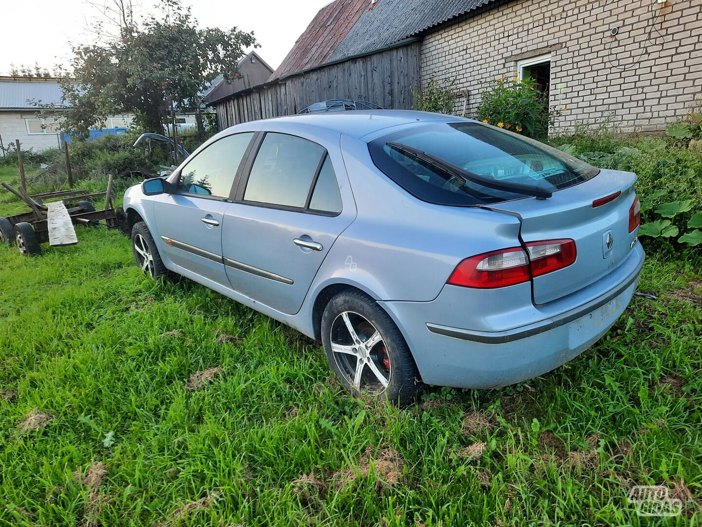 Renault Laguna 2002 г запчясти