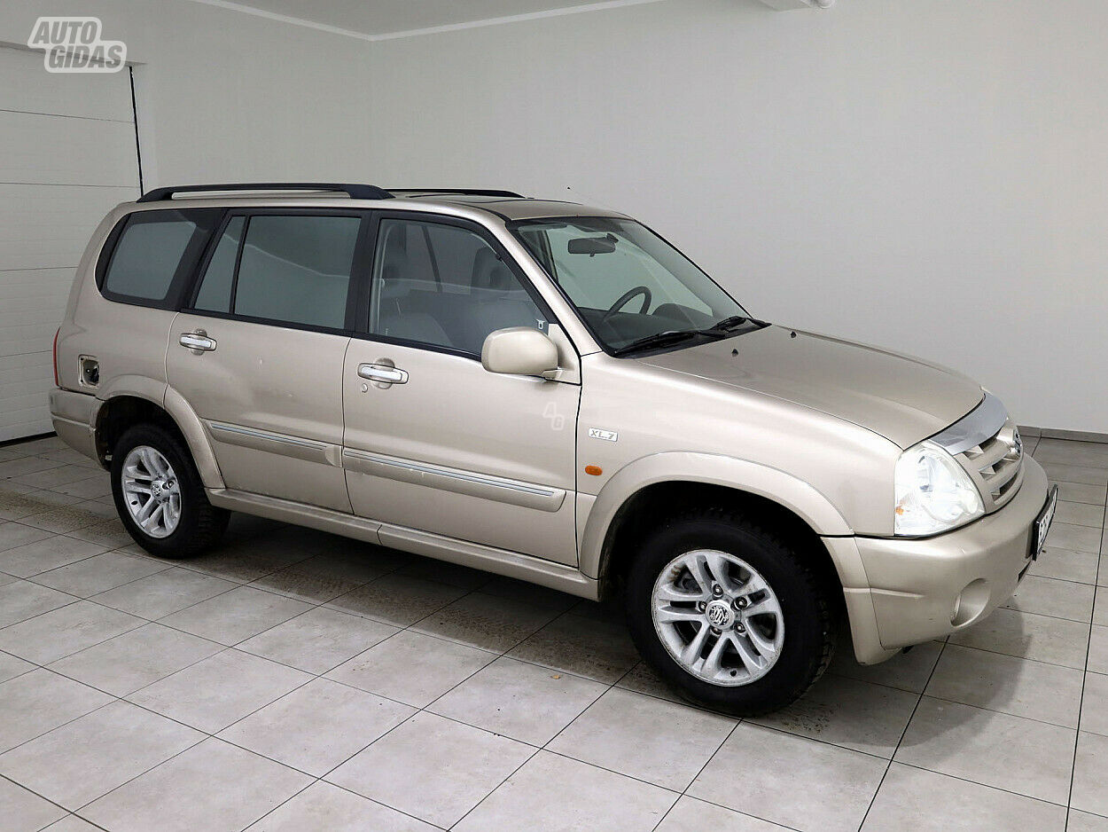 Suzuki Grand Vitara 2004 г Внедорожник / Кроссовер