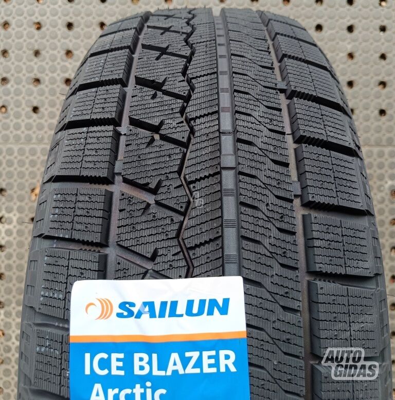 Sailun ICE BLAZER ARCTIC R17 žieminės padangos lengviesiems