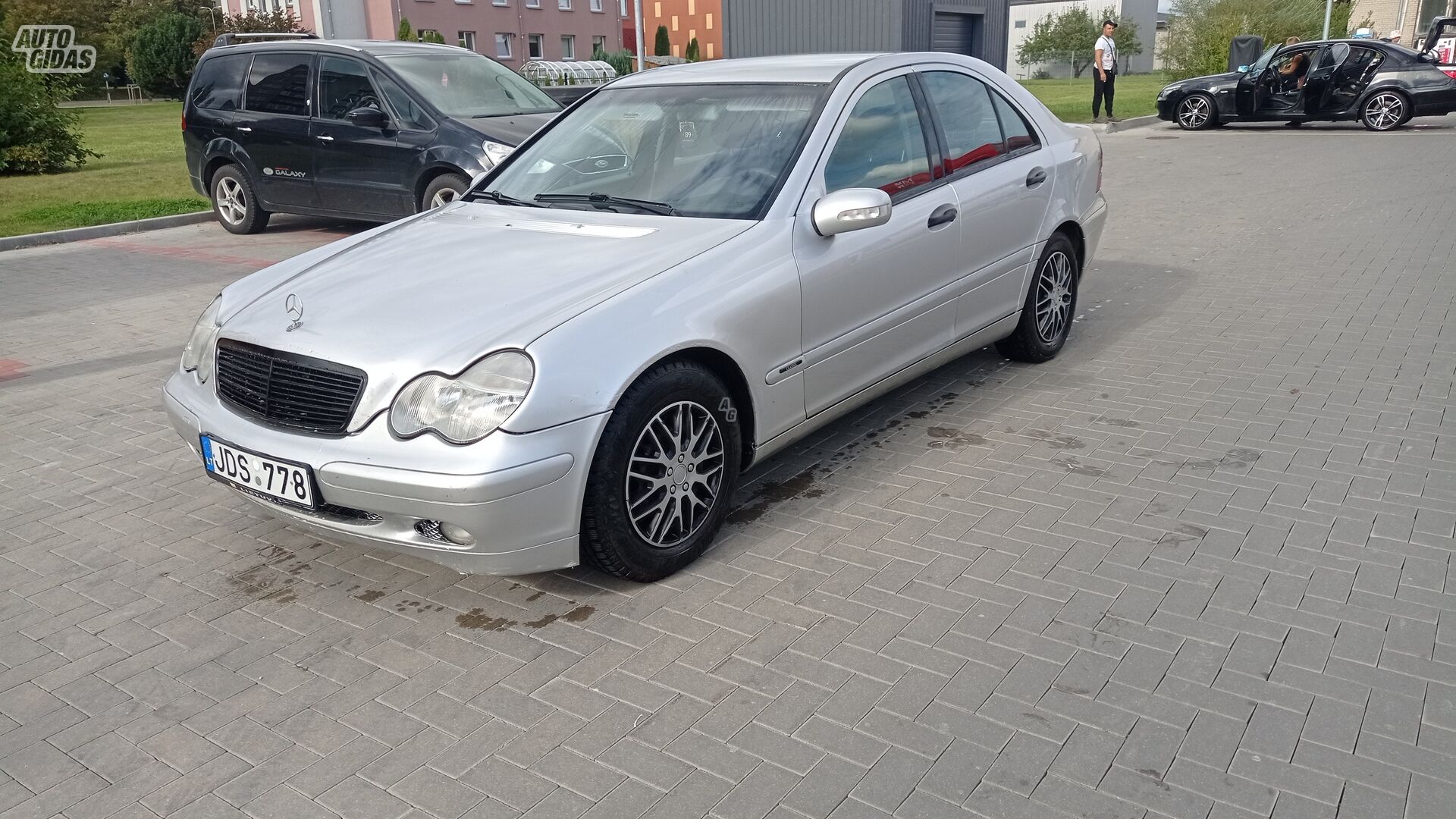 Mercedes-Benz C 200 CDI 2002 г