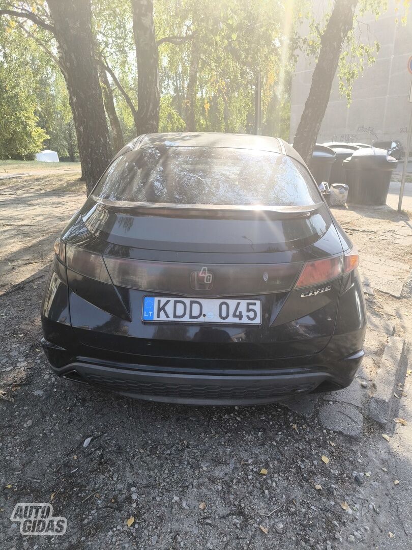 Honda Civic 2007 г Хэтчбек