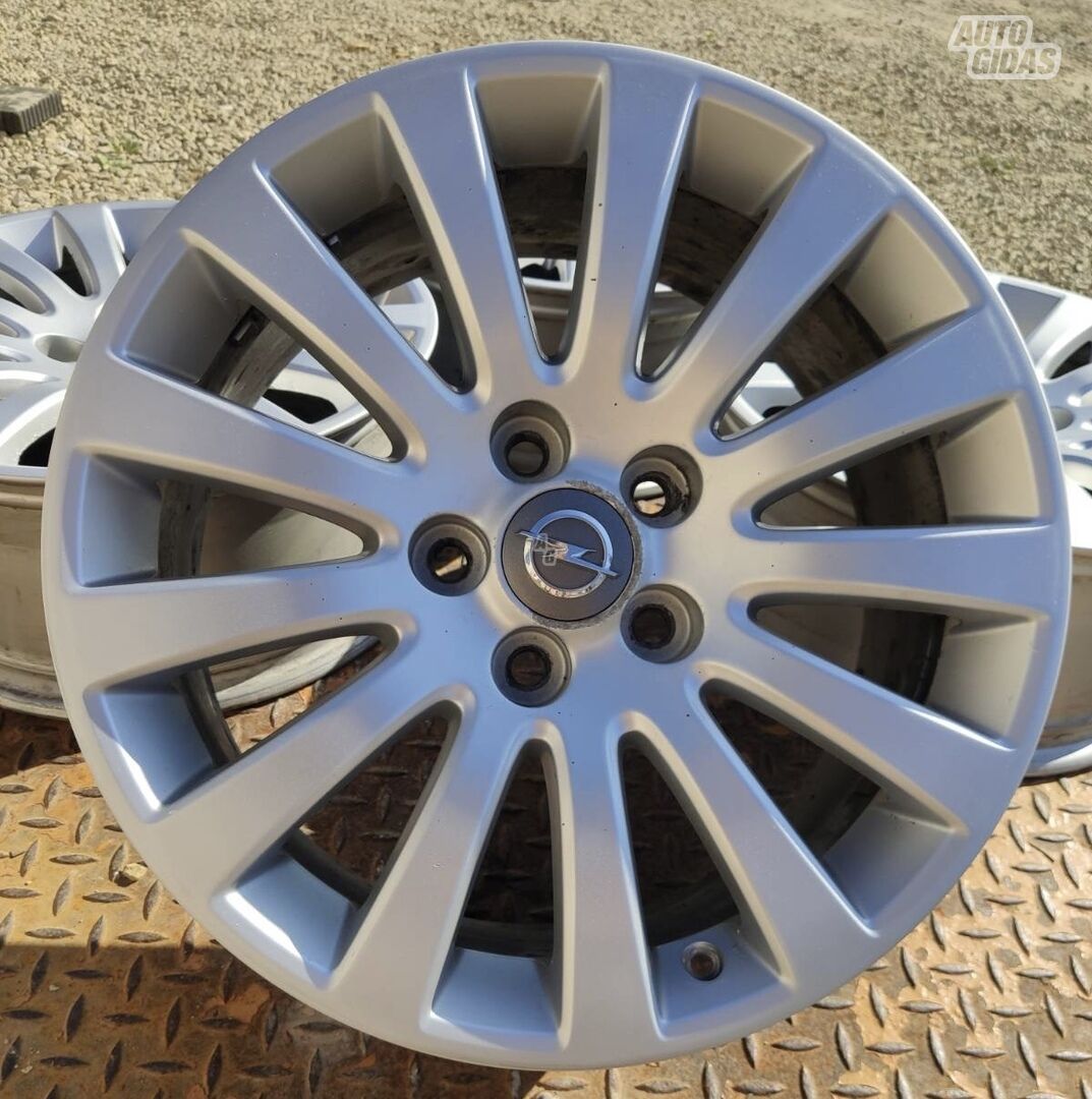 Light alloy R18 rims