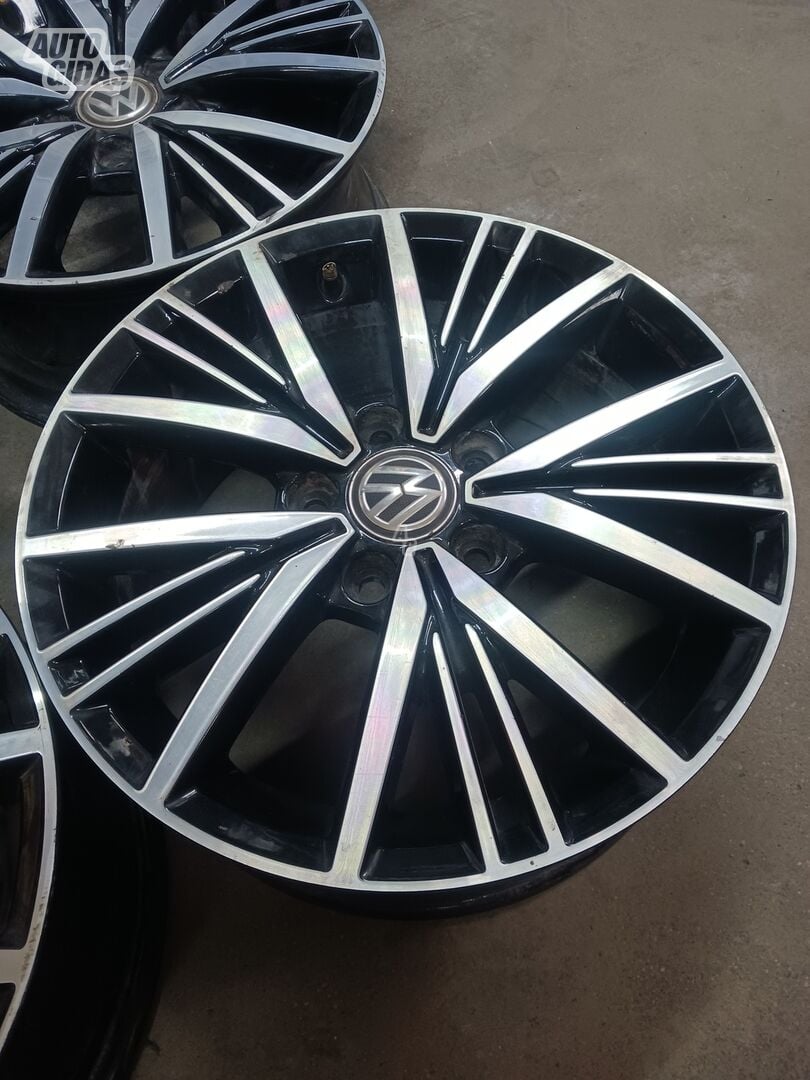 Volkswagen e-Golf light alloy R16 rims