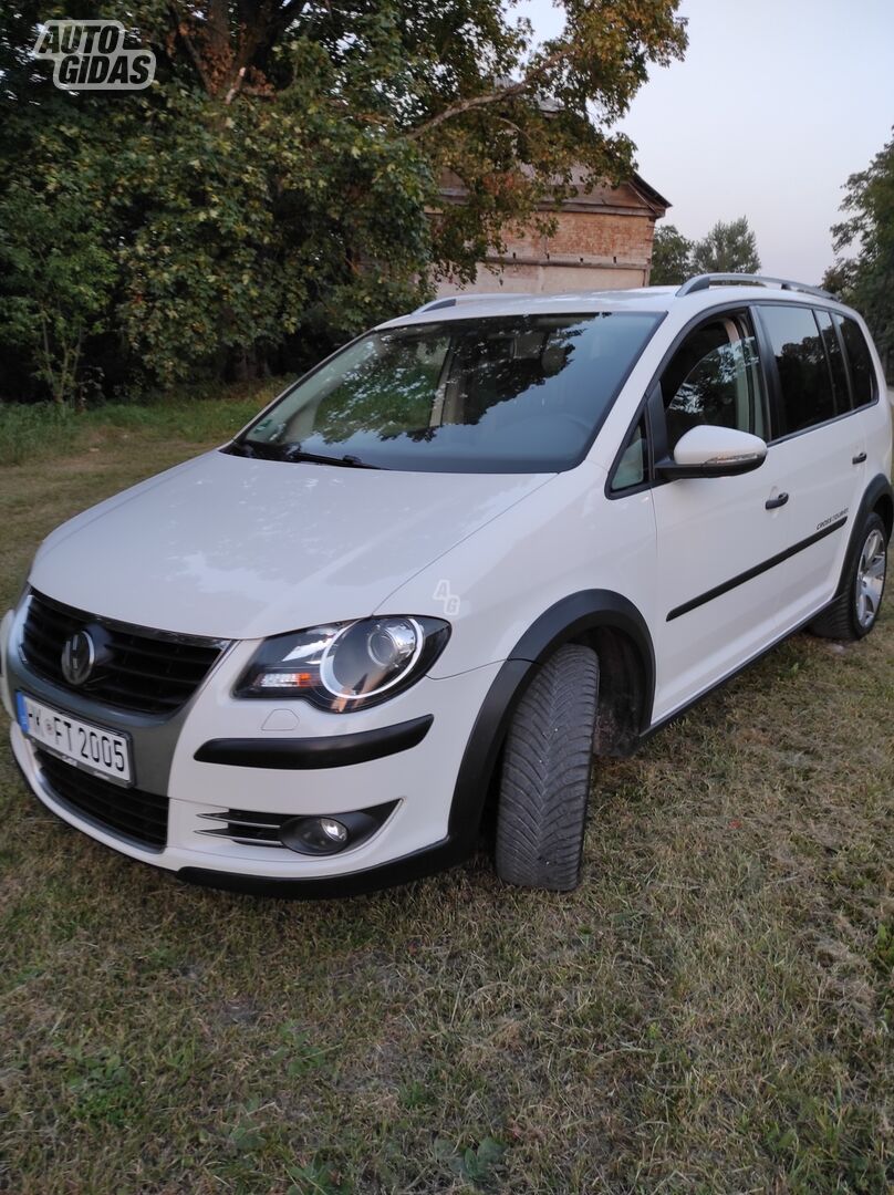 Volkswagen Cross Touran TDI 2010 г