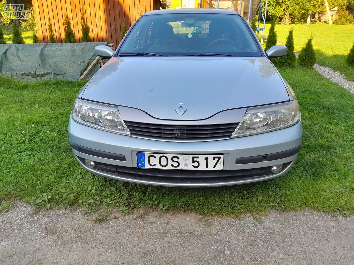 Renault Laguna 2005 г Седан