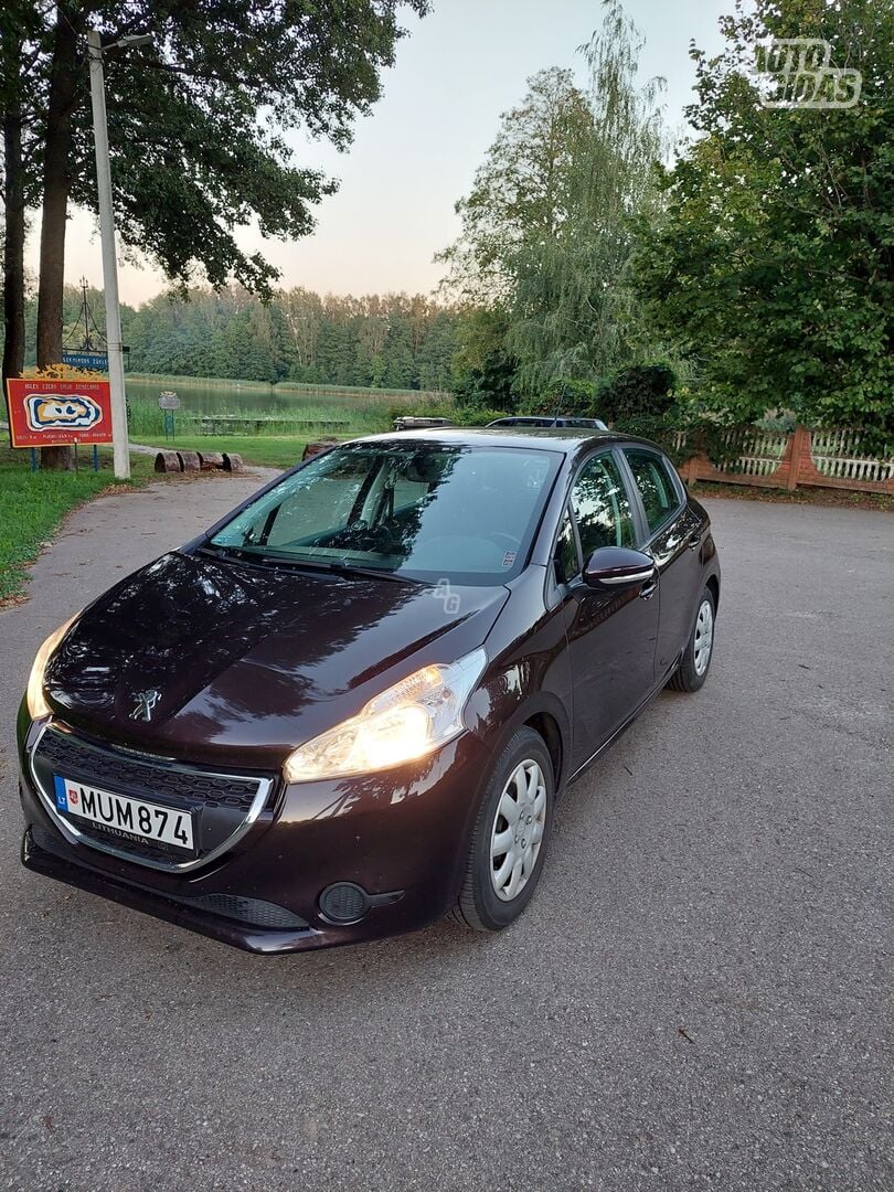 Peugeot 208 2013 y Hatchback