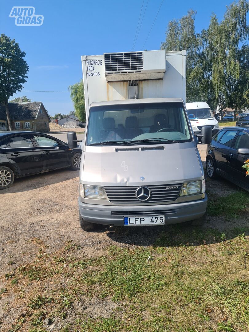 Mercedes-Benz Sprinter 1999 г Фургон