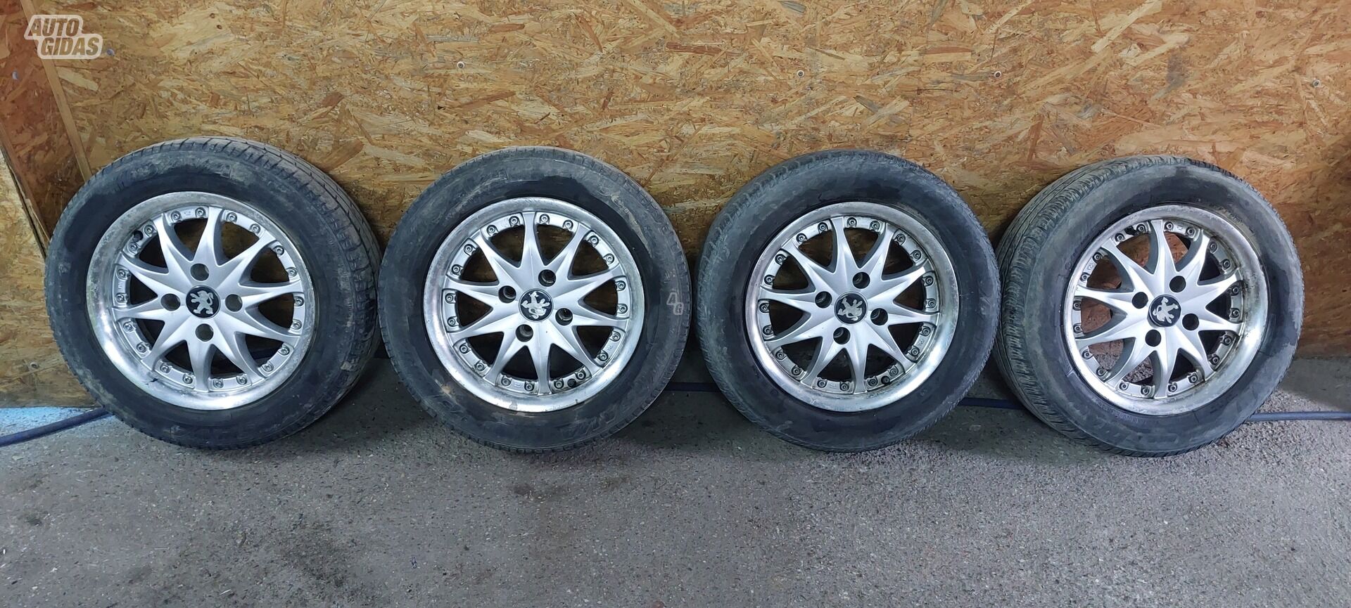 Light alloy R14 rims