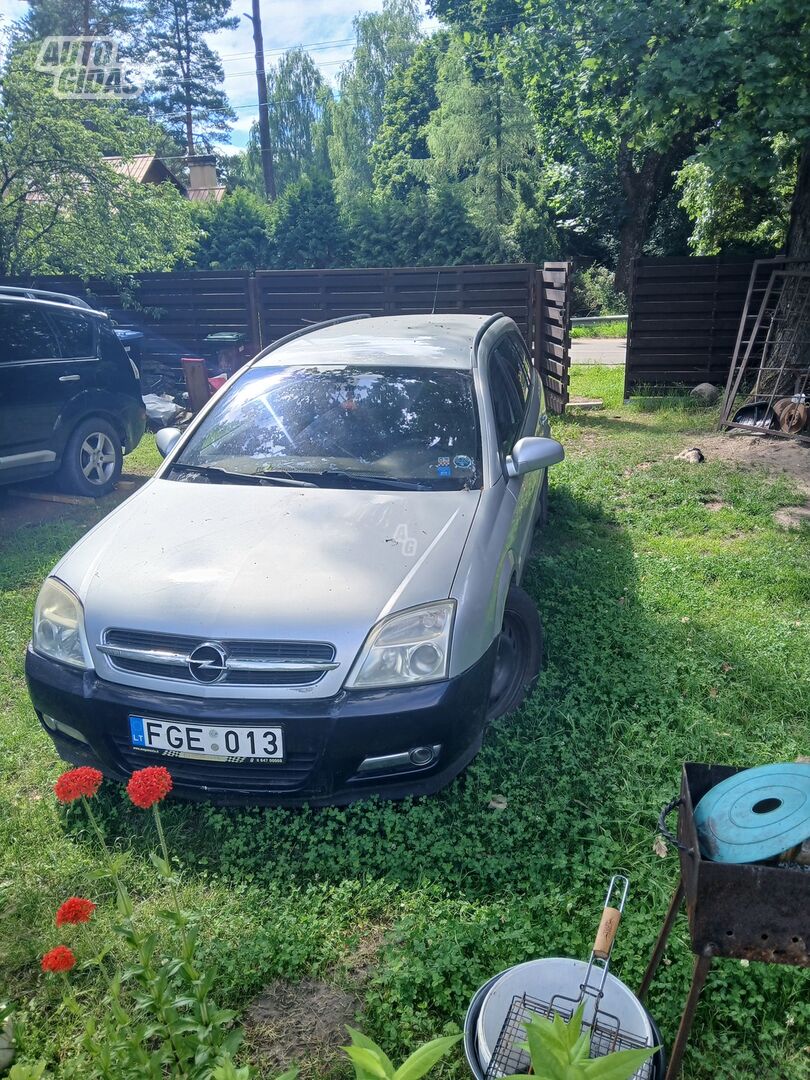 Opel Vectra 2004 m Universalas