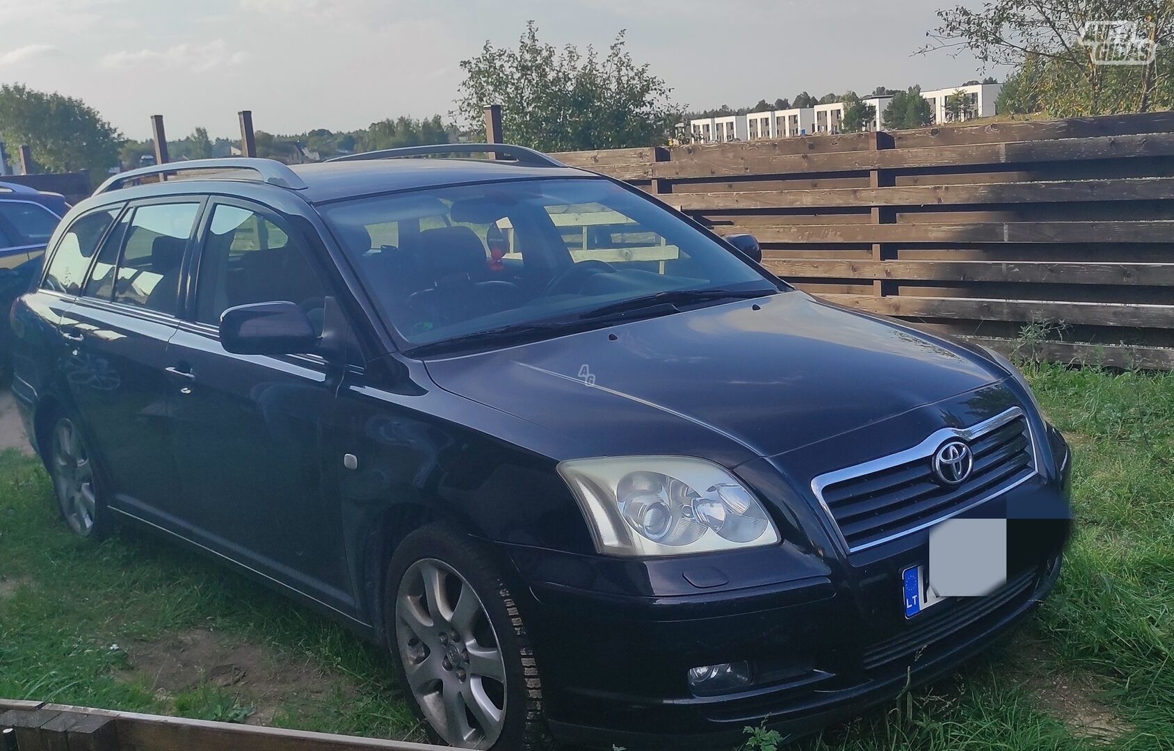 Toyota Avensis II 2003 y