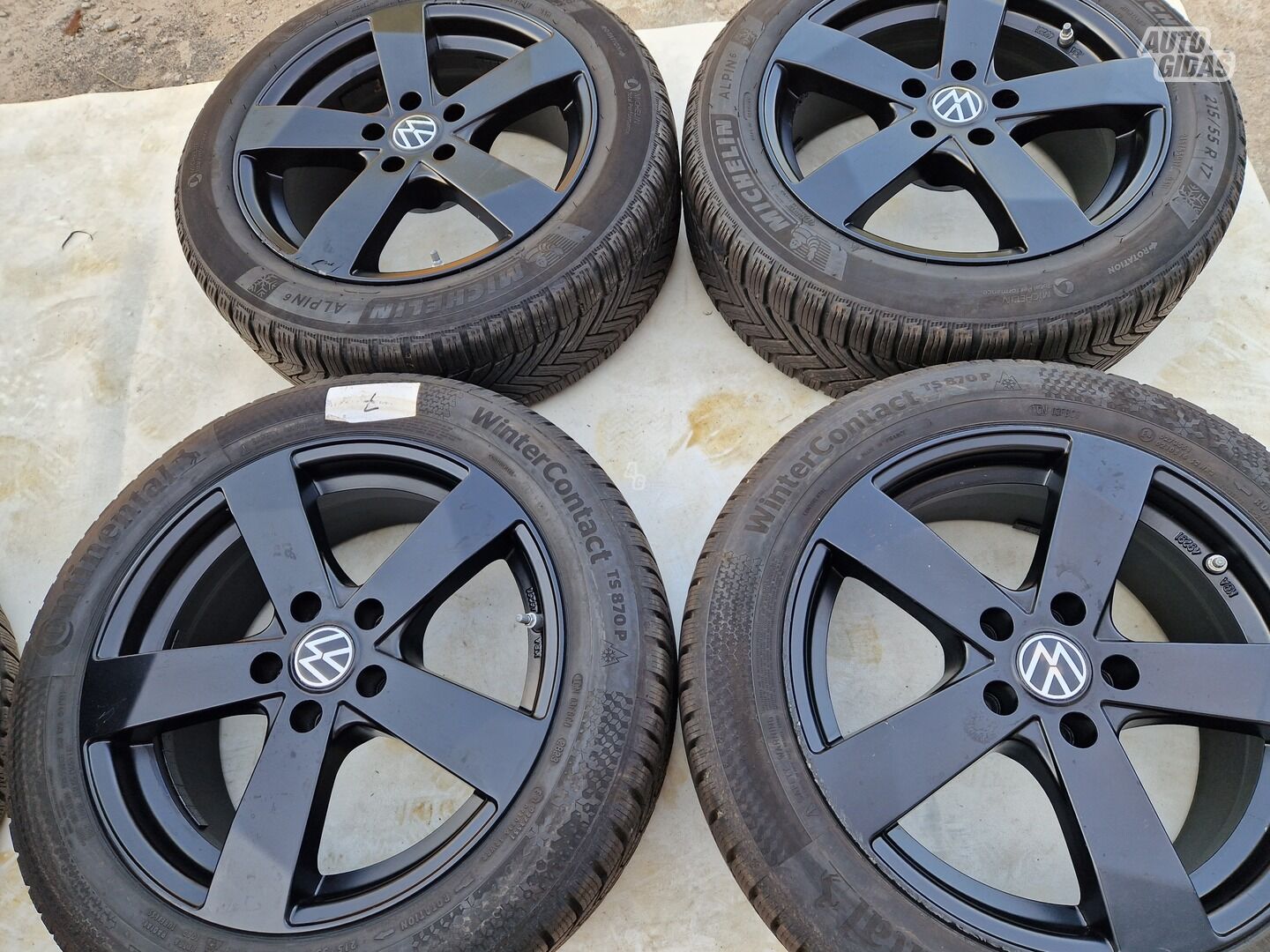 Volkswagen R17 Passat light alloy R17 rims