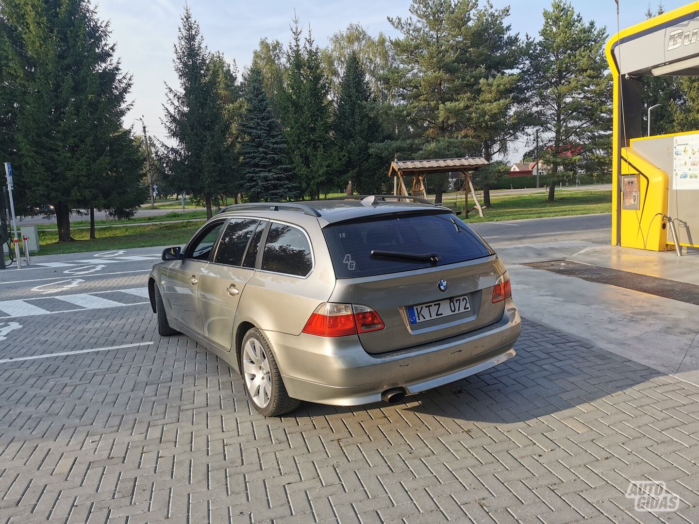 Bmw 520 E60 d Touring 2006 m