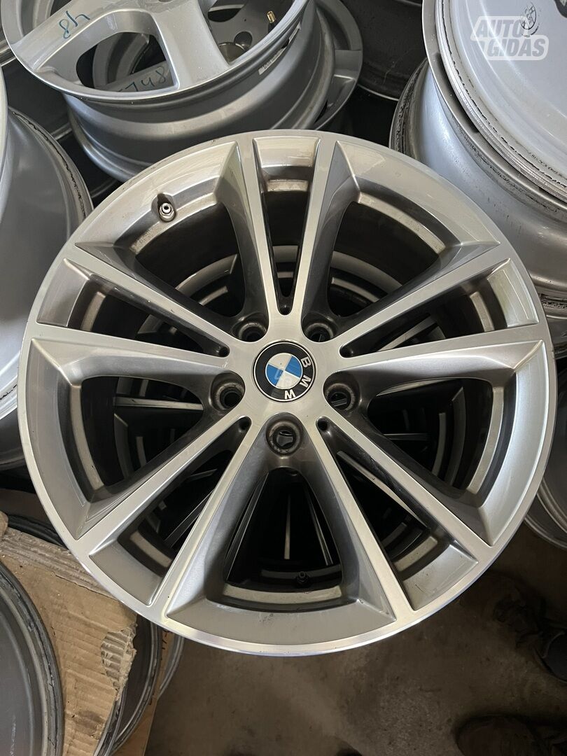 BMW light alloy R17 rims