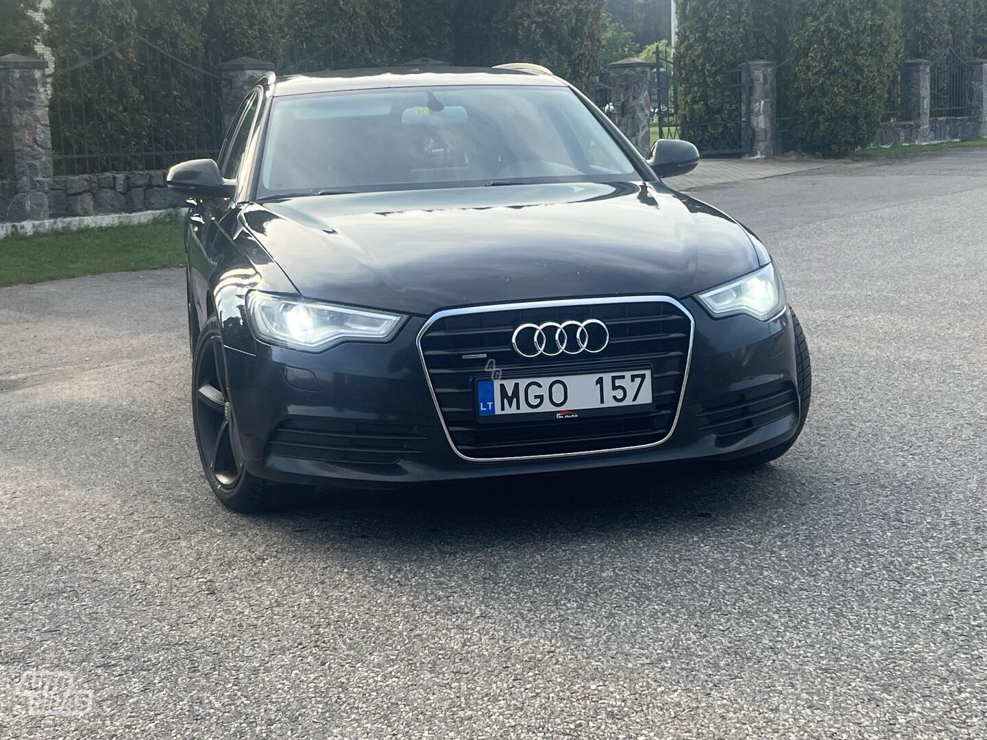 Audi A6 2012 m Universalas