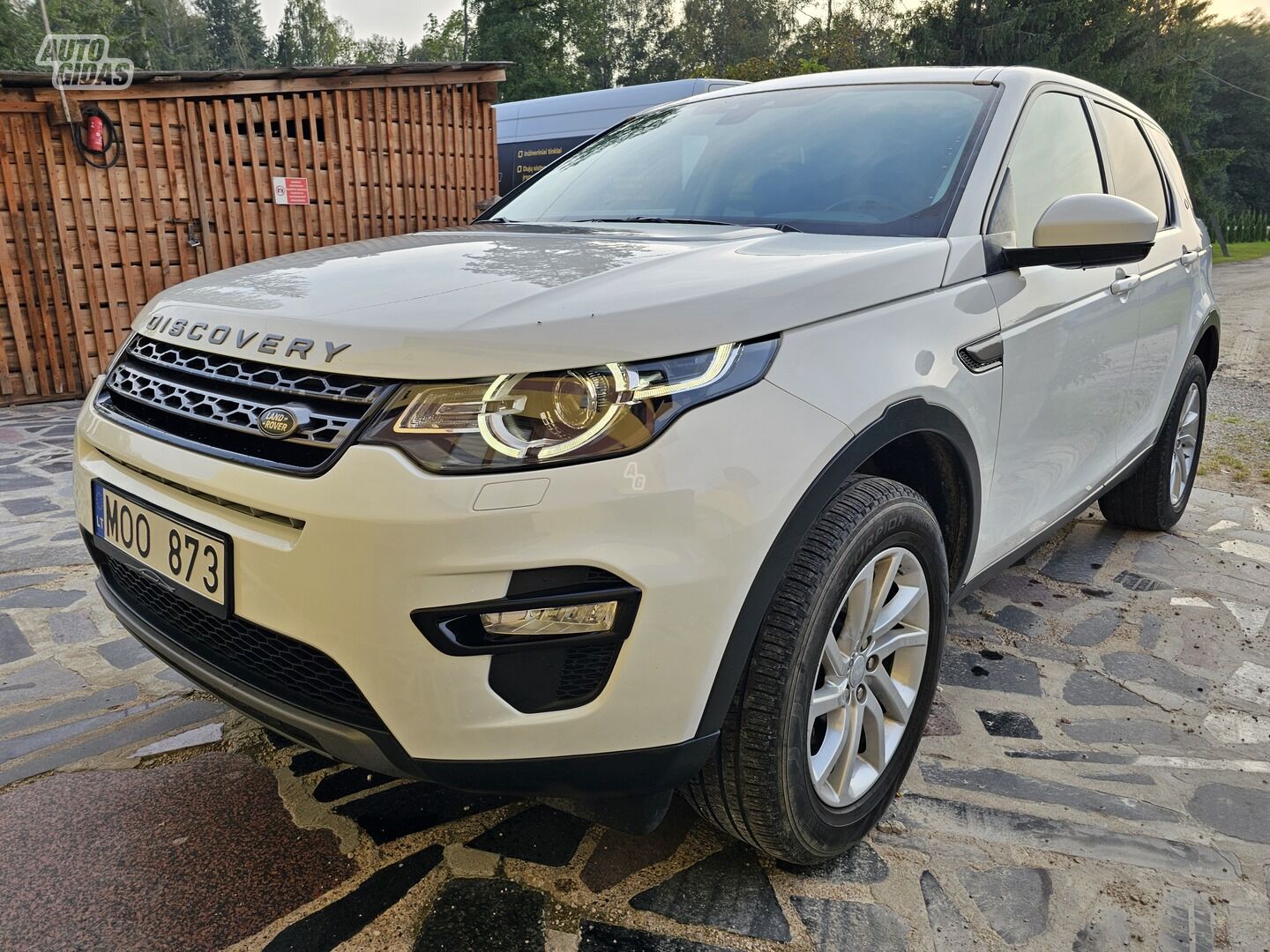 Land Rover Discovery Sport 2017 y Off-road / Crossover