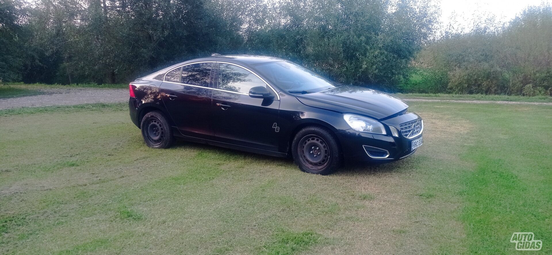 Volvo S60 2013 y Sedan