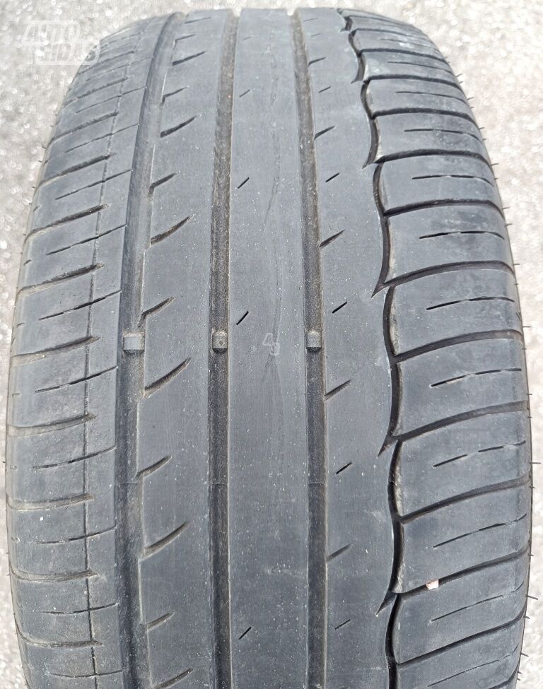 R17 summer tyres passanger car