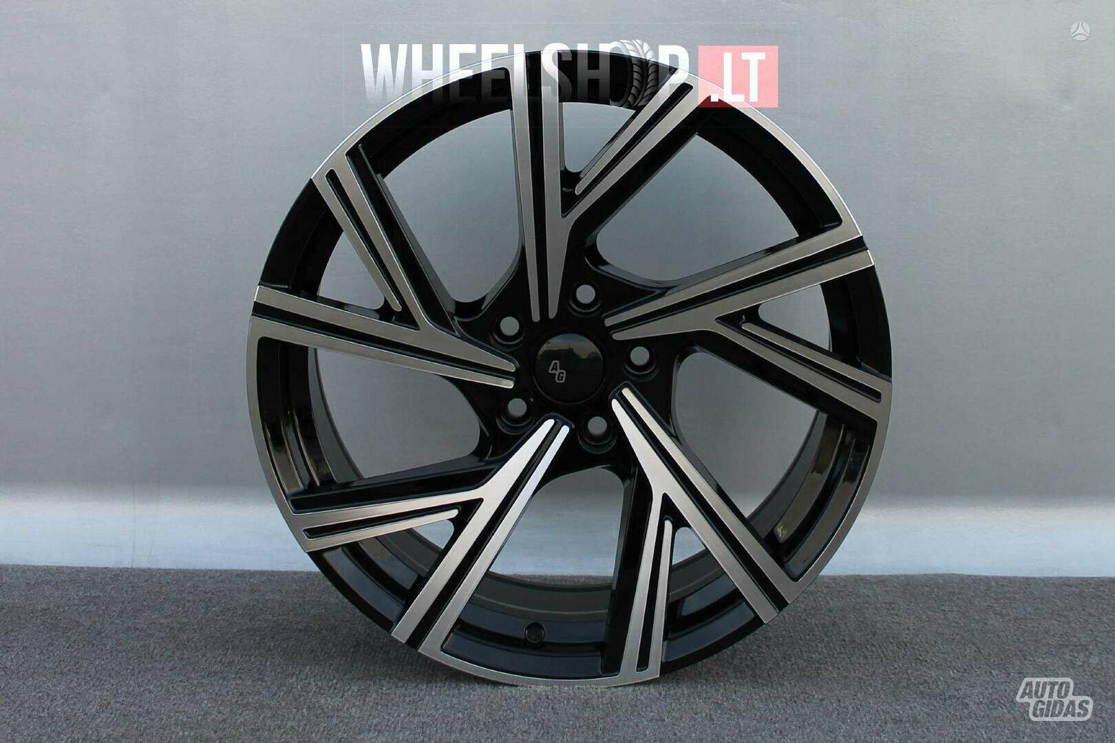 Volkswagen Bergamo EU-B5805 style MB light alloy R17 rims