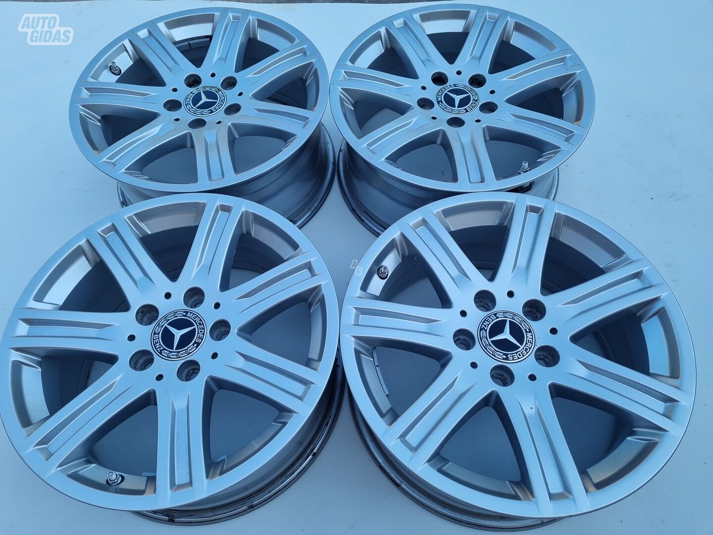 Mercedes-Benz R16 originalūs E 250 light alloy R16 rims