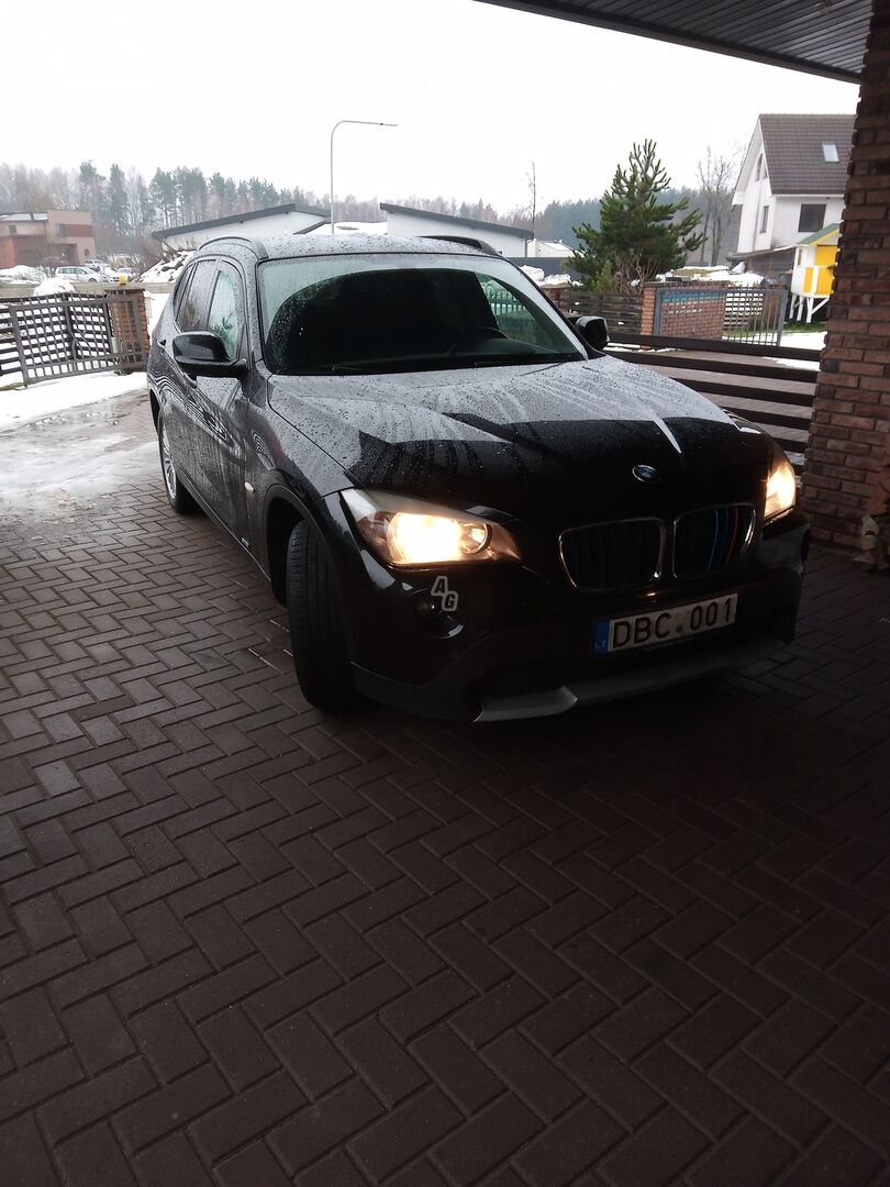 Bmw X1 18d sDrive 2011 y