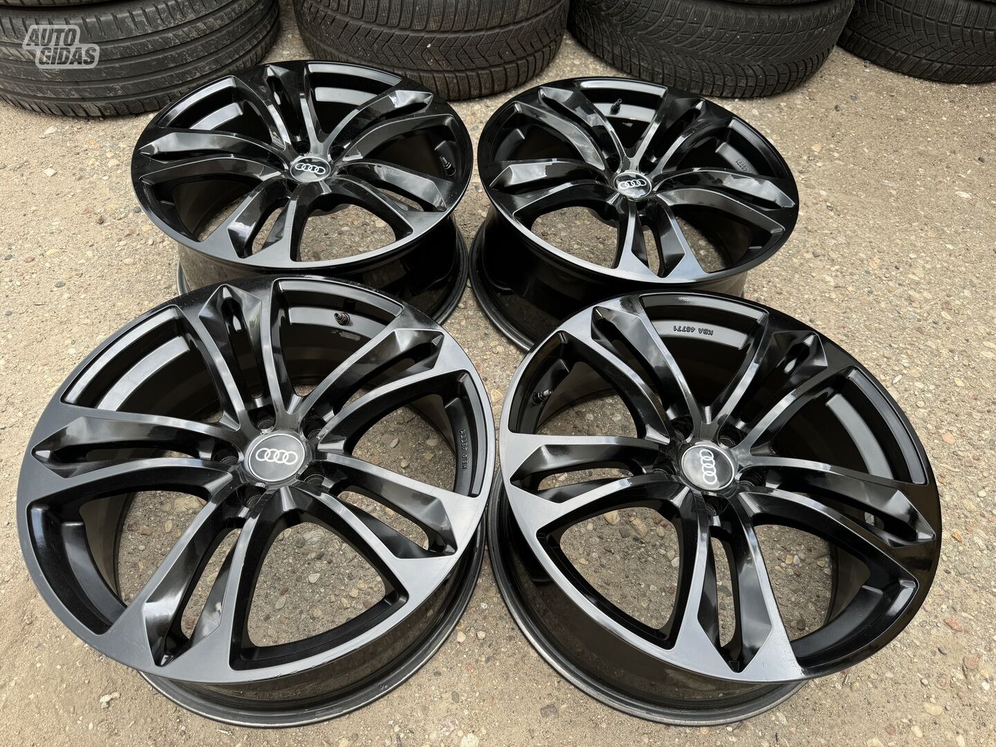 Audi Siunciam, 8.5J ET47 light alloy R19 rims