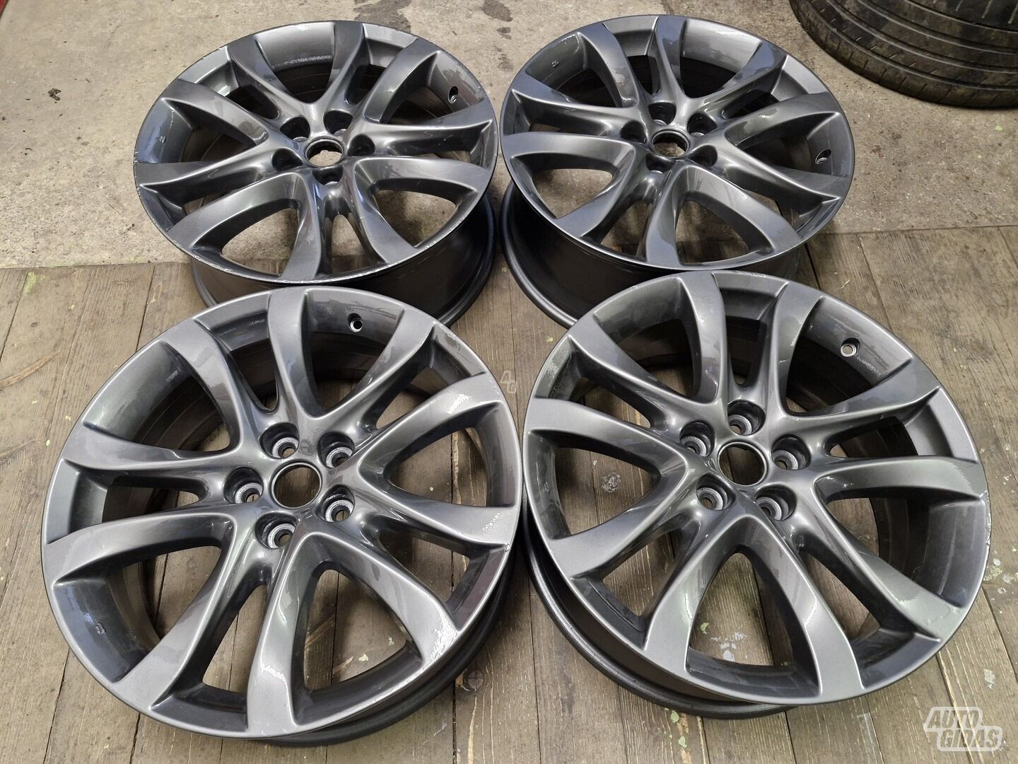 Mazda Original light alloy R19 rims