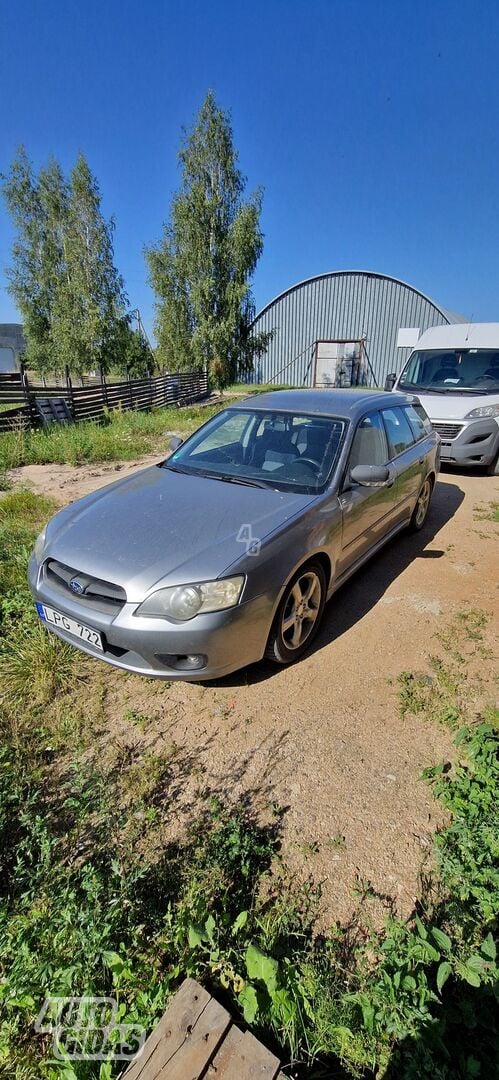 Subaru Legacy 2005 y Wagon