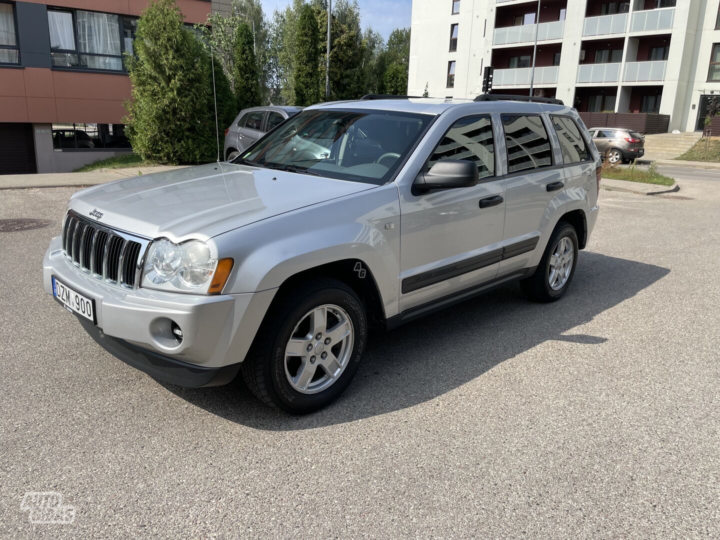 Jeep Grand Cherokee 2005 m Visureigis