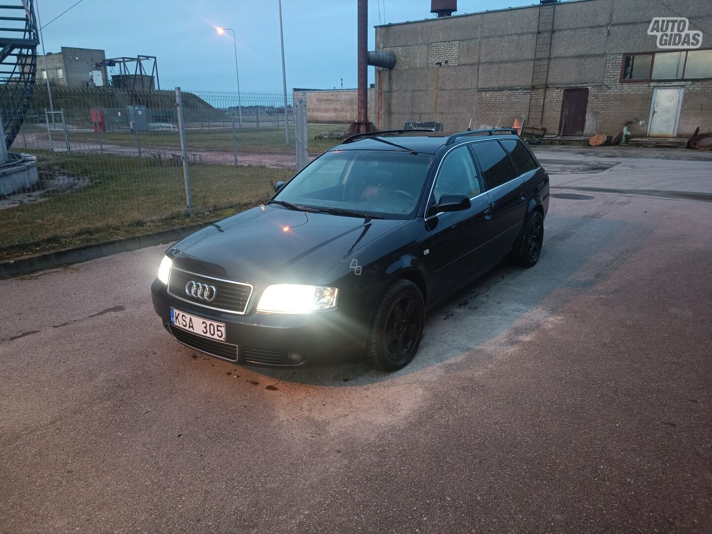 Audi A6 2004 m Universalas