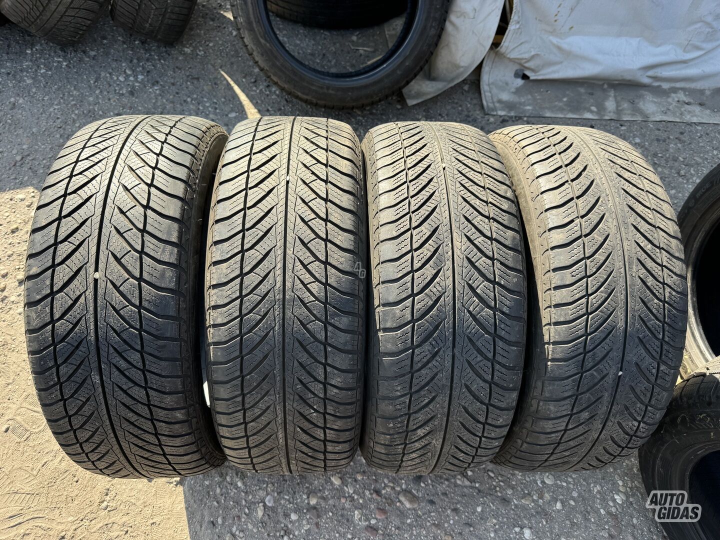 Goodyear Siunciam, 5-6mm R17 winter tyres passanger car