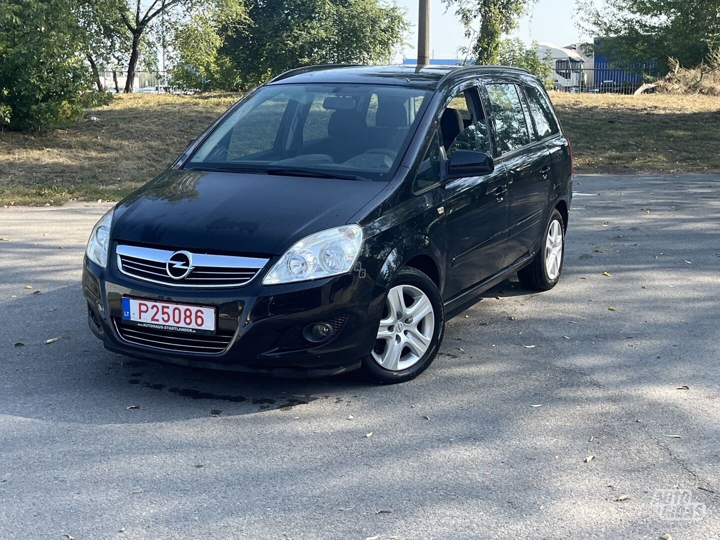 Opel Zafira B Cosmo 2010 y