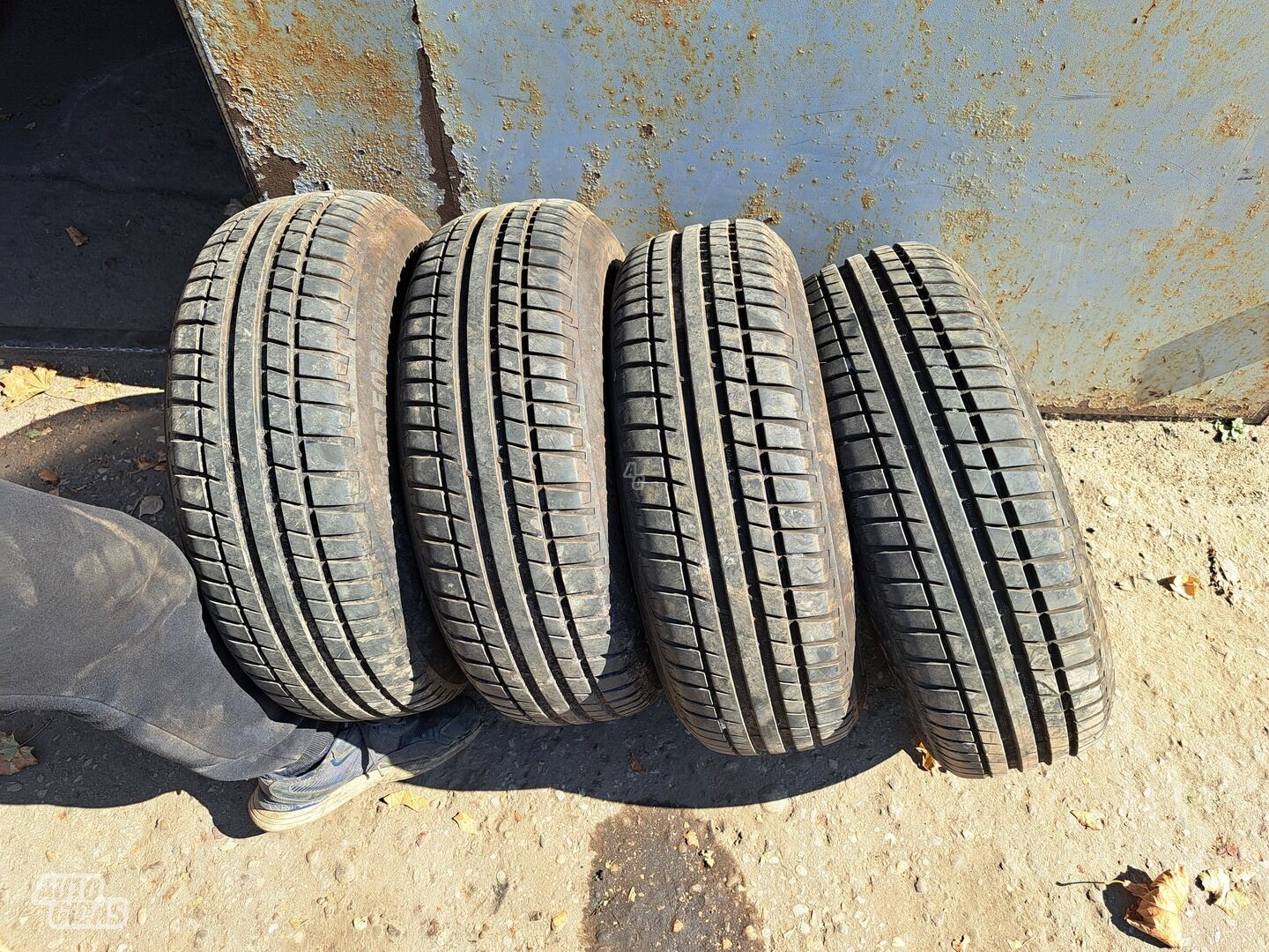 R15 summer tyres passanger car