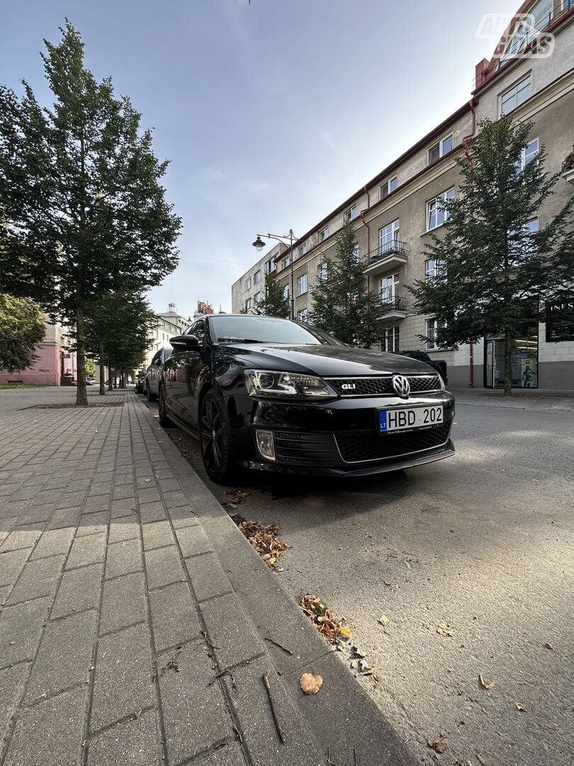 Volkswagen Jetta GLI 2015 y