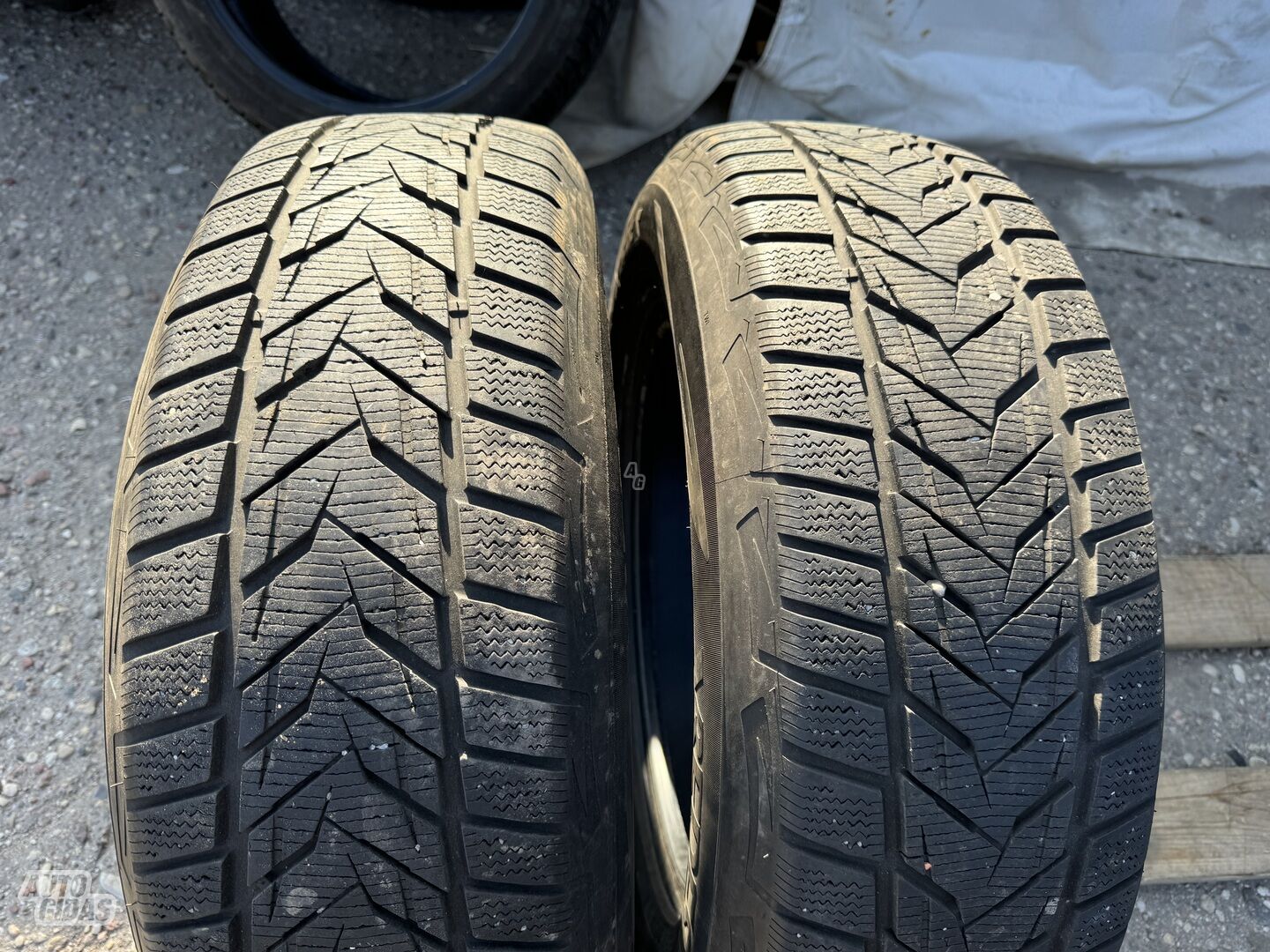 Vredestein Siunciam, 7mm R17 winter tyres passanger car