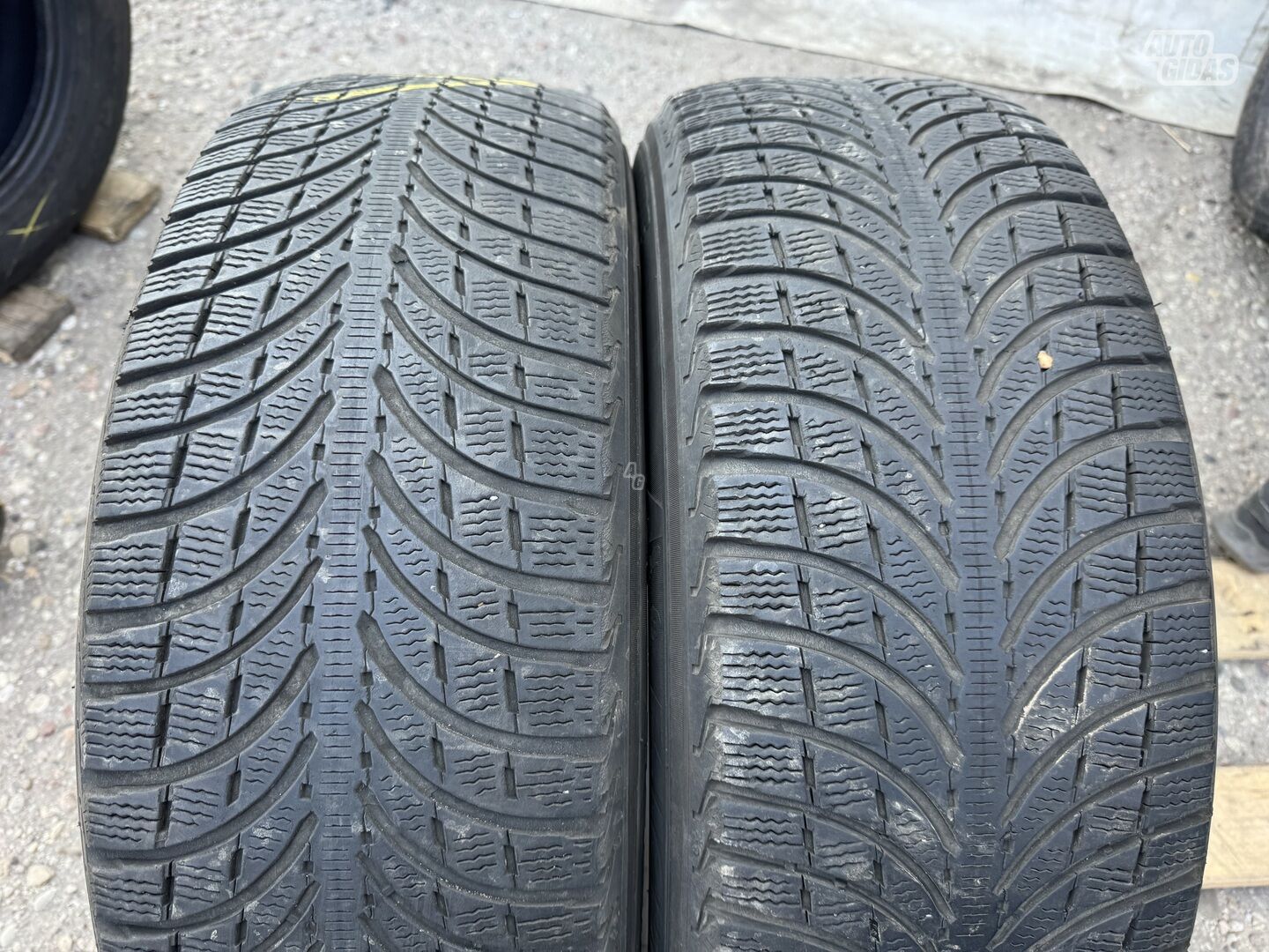 Michelin Siunciam,  R17 winter tyres passanger car